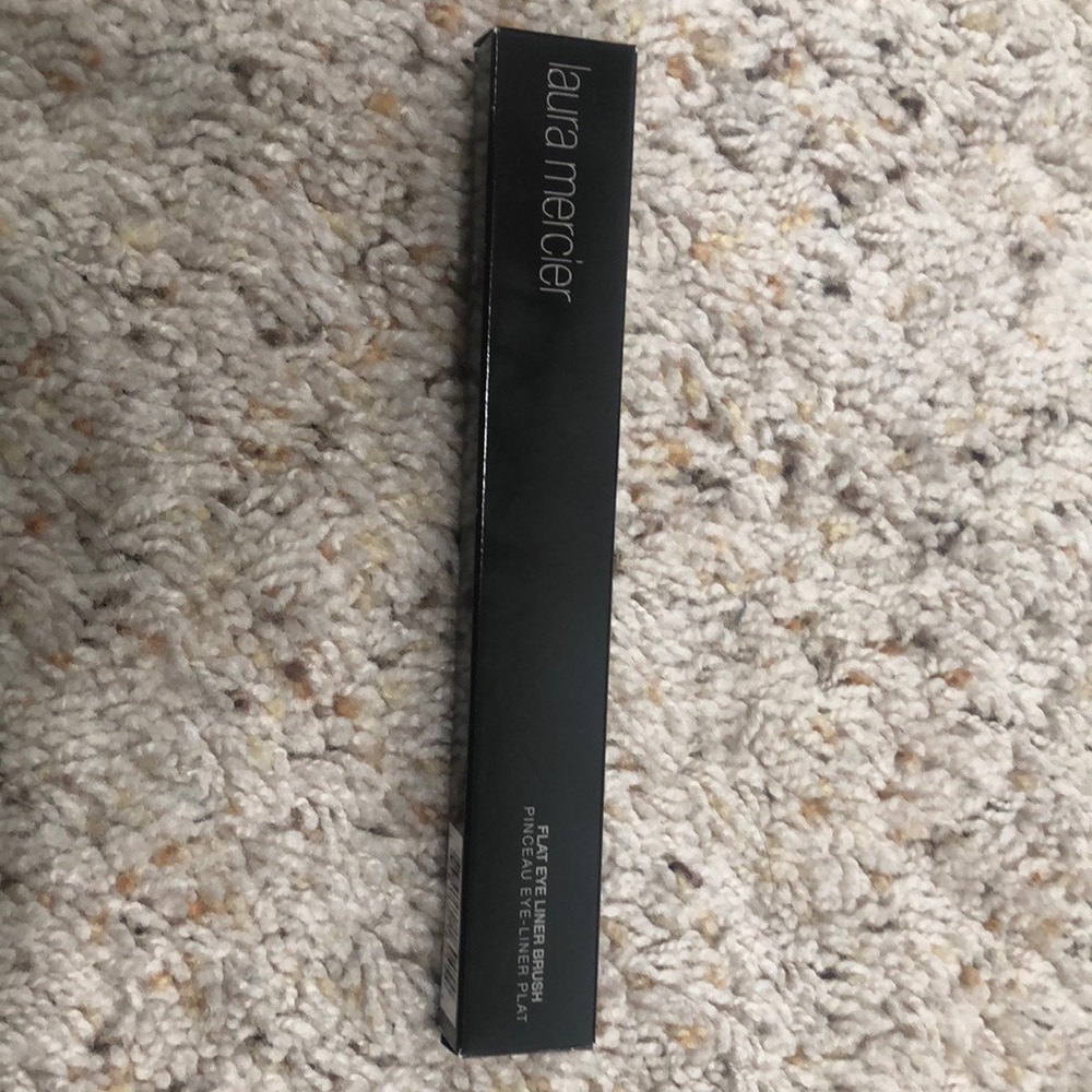 Laura Mercier flat eye liner brush